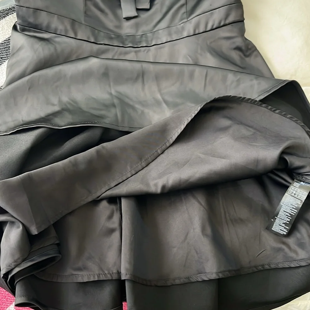 Forever 21 Exclusive Satin Fit and Flare Corset Dress - Picture 4 of 12